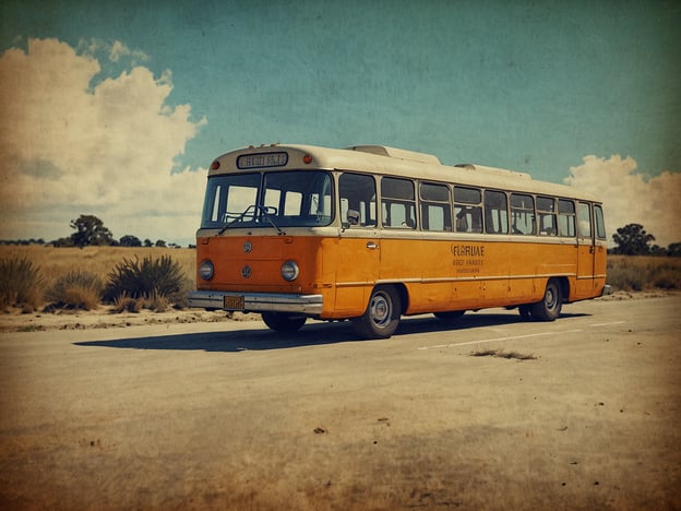 Auf dem Bild ist ein historischer orangefarbener Bus zu sehen, der auf einer Straße in einer ländlichen Umgebung steht. Die Landschaft im Hintergrund wirkt weitläufig mit einigen Büschen und einem offenen Himmel.**Praktische Tipps für deinen Besuch:**1. **Plan vorher**: Stelle sicher, dass du weißt, wo der Bus steht und ob du ihn besuchen kannst. Manchmal sind solche Fahrzeuge Teil von Museen oder Veranstaltungen.2. **Fotografiere bei gutem Licht**: Wähle einen Tag mit klarem Himmel, um die besten Fotos zu machen. Frühmorgens oder spätnachmittags ist das Licht oft am besten.3. **Checke die Anfahrt**: Achte darauf, dass die Straße zum Standort in gutem Zustand ist, und überlege, ob du mit dem Auto oder öffentlichen Verkehrsmitteln anreisen möchtest.4. **Packe Snacks und Getränke ein**: Wenn du draußen bist, ist es praktisch, etwas zu essen und zu trinken dabei zu haben.5. **Informiere dich über die Geschichte**: Wenn du mehr über den Bus und seine Hintergründe erfahren möchtest, recherchiere im Voraus. Es kann auch Führungen geben.Viel Spaß beim Erkunden!