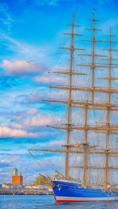 Erlebe die Kieler Woche 2025 mit der Gorch Fock live an der Förde!